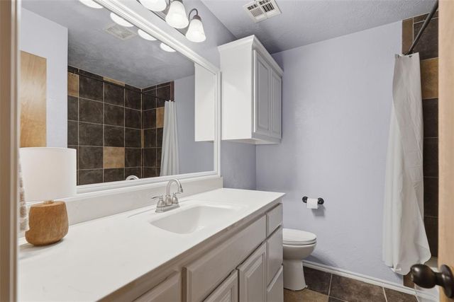 1903 Riveria Drive, Tuttle, OK 73089