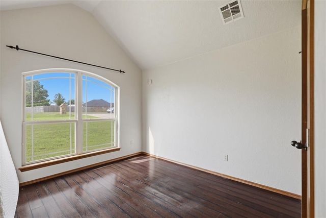 1903 Riveria Drive, Tuttle, OK 73089