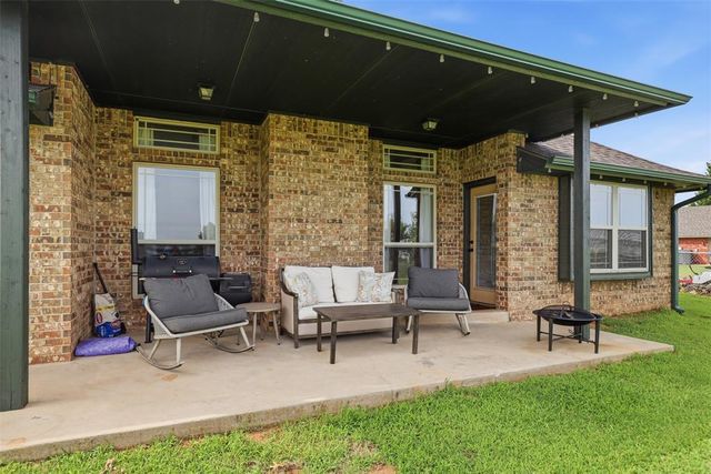 1903 Riveria Drive, Tuttle, OK 73089