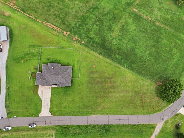 1903 Riveria Drive, Tuttle, OK 73089