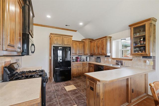 1903 Riveria Drive, Tuttle, OK 73089