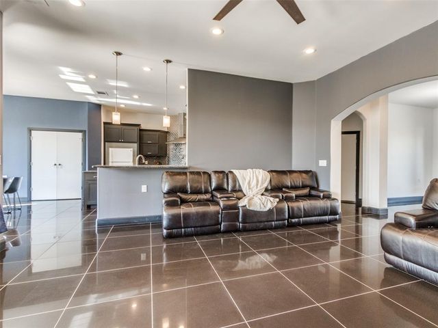 16928 State Highway 33, Kingfisher, OK 73750