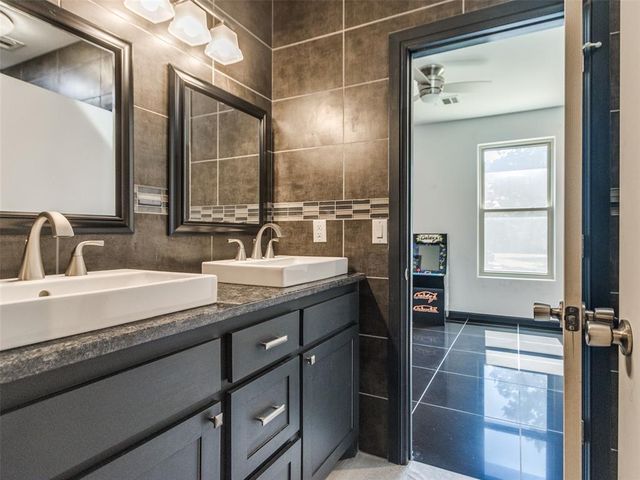 16928 State Highway 33, Kingfisher, OK 73750