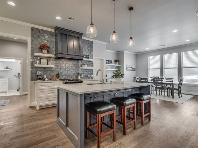 3125 Drake Crest Drive, Edmond, OK 73034