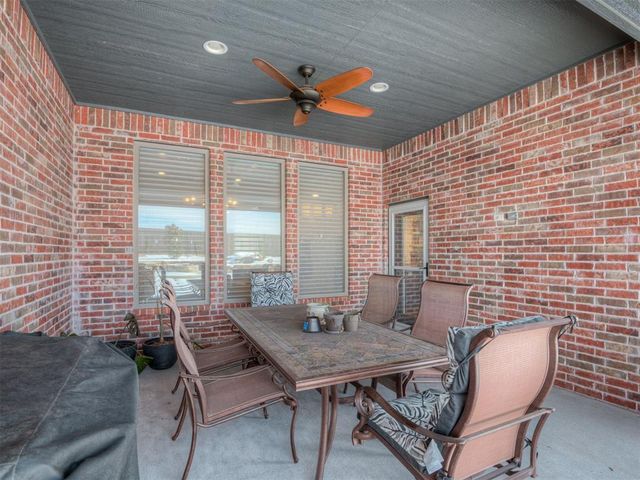 3125 Drake Crest Drive, Edmond, OK 73034