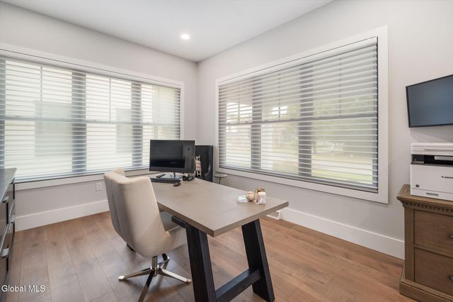 19 Aurora Avenue, Saratoga Springs, NY 12866