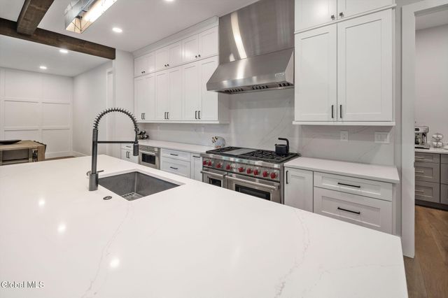 19 Aurora Avenue, Saratoga Springs, NY 12866