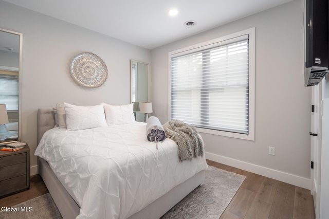 19 Aurora Avenue, Saratoga Springs, NY 12866