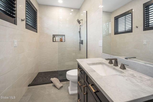 19 Aurora Avenue, Saratoga Springs, NY 12866