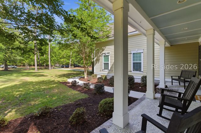 16 Dovetree Ln, Bluffton, SC 29910