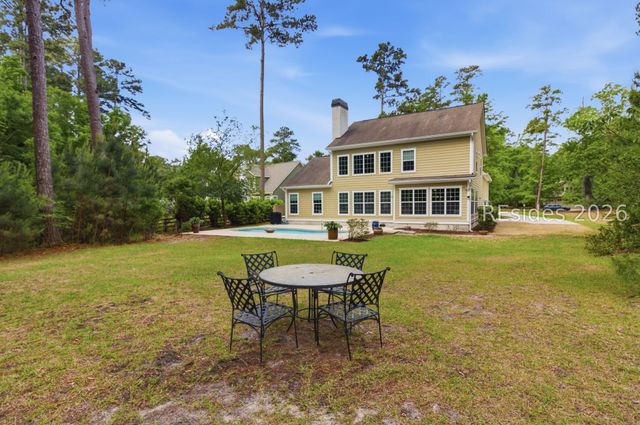16 Dovetree Ln, Bluffton, SC 29910