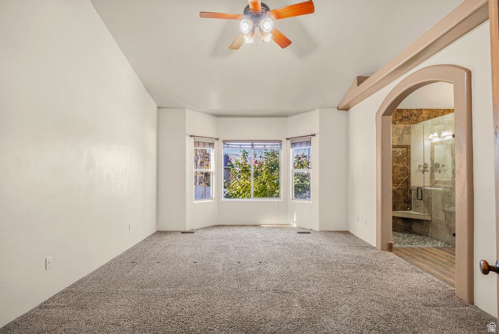 Image 21 of property listing at 14278 S FRIENDSHIP DR, Herriman, UT 84096