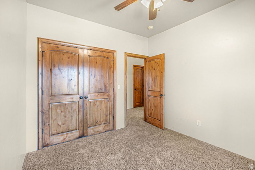 Image 29 of property listing at 14278 S FRIENDSHIP DR, Herriman, UT 84096