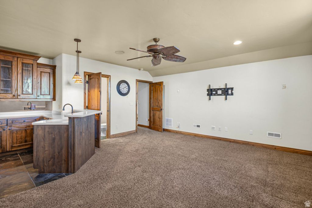 Image 37 of property listing at 14278 S FRIENDSHIP DR, Herriman, UT 84096