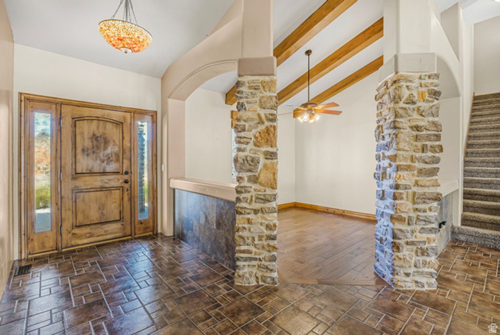 Image 5 of property listing at 14278 S FRIENDSHIP DR, Herriman, UT 84096