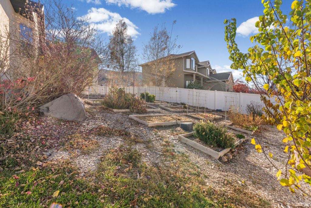 Image 45 of property listing at 14278 S FRIENDSHIP DR, Herriman, UT 84096