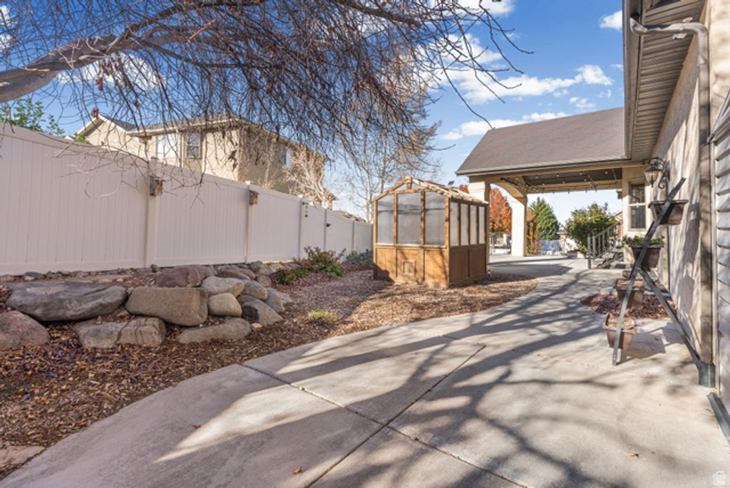 Image 48 of property listing at 14278 S FRIENDSHIP DR, Herriman, UT 84096