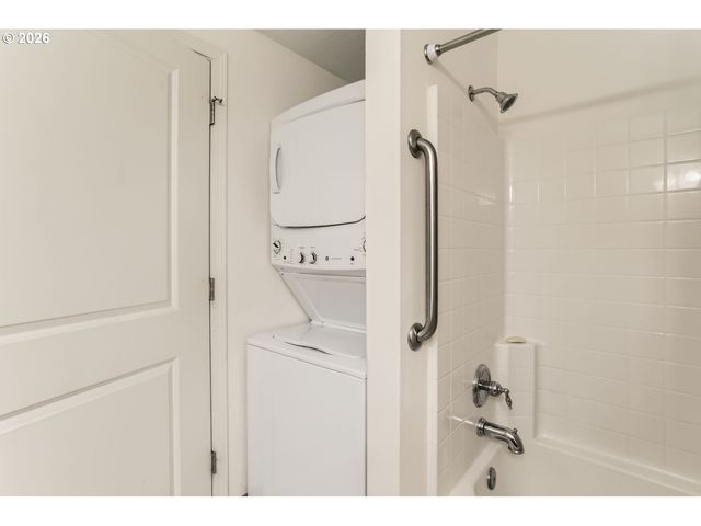 15060 Nw CENTRAL Dr 1101, Portland, OR 97229