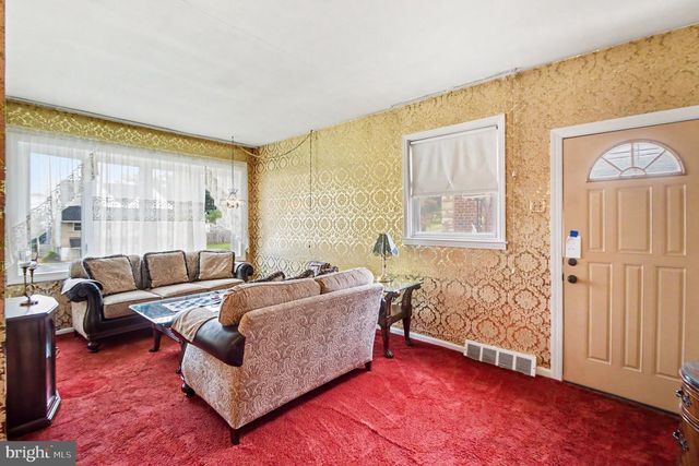 506 GLENN VALLEY DR, Norristown, PA 19401
