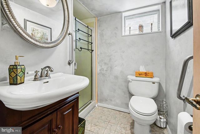 506 GLENN VALLEY DR, Norristown, PA 19401