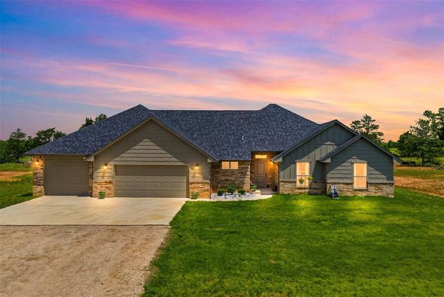 3208 E Cedar Creek Pass, Stillwater, OK 74075
