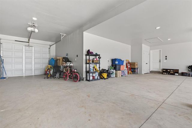 3208 E Cedar Creek Pass, Stillwater, OK 74075