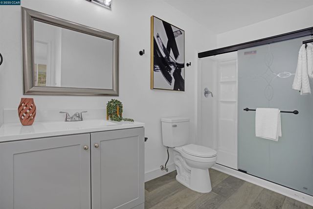 2110 Barrett Ave, Richmond, CA 94801