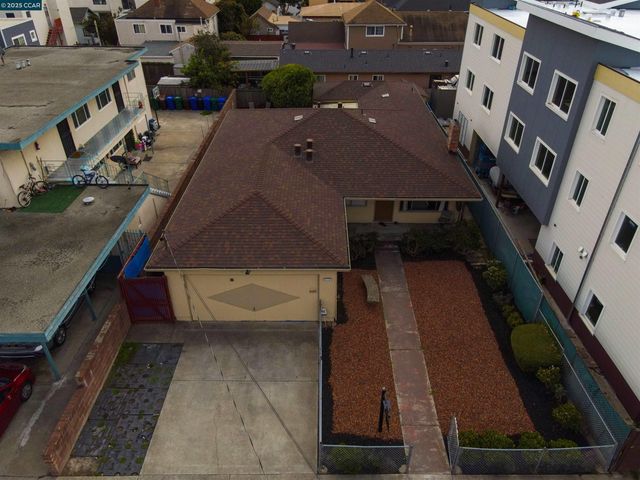 2110 Barrett Ave, Richmond, CA 94801