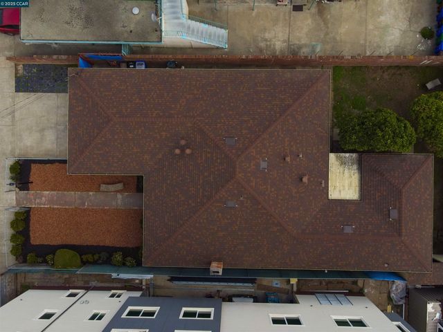 2110 Barrett Ave, Richmond, CA 94801