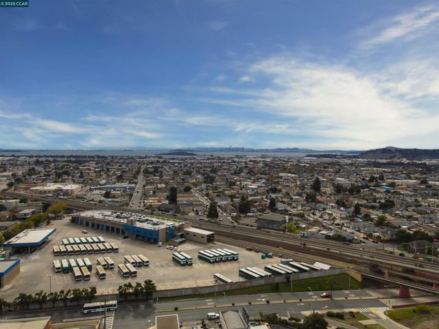 2110 Barrett Ave, Richmond, CA 94801