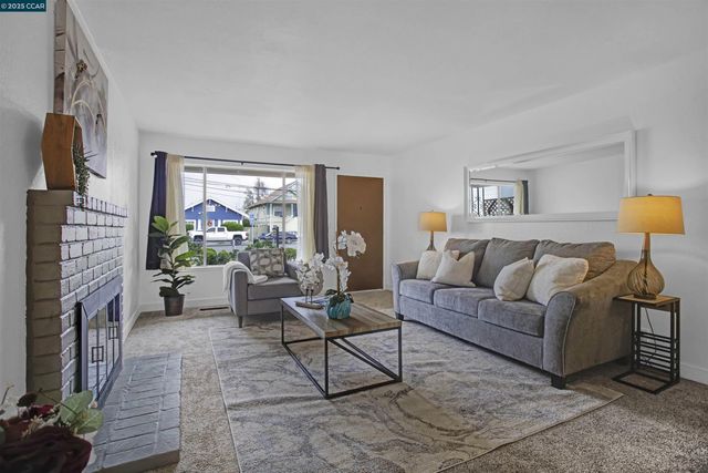 2110 Barrett Ave, Richmond, CA 94801