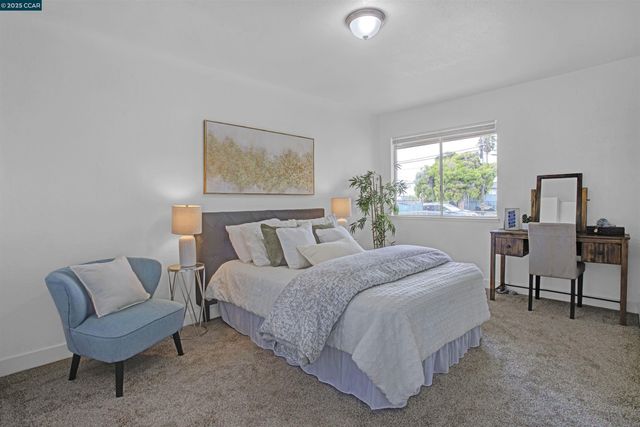 2110 Barrett Ave, Richmond, CA 94801