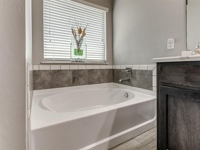16008 Tall Grass Drive, Oklahoma City, OK 73170
