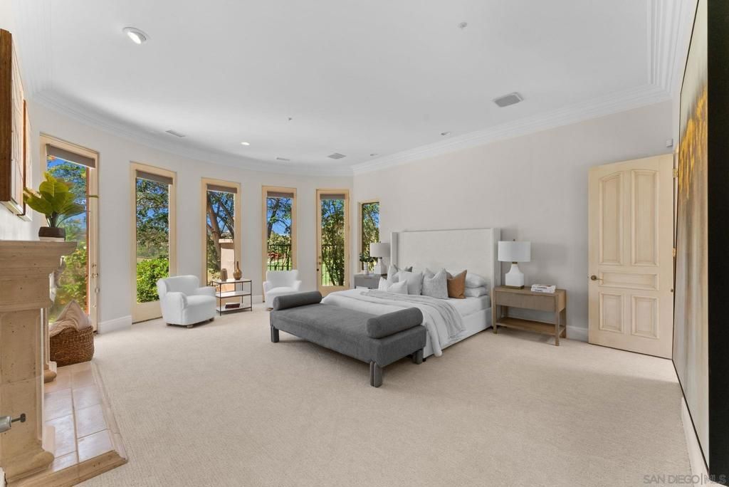Image 12 of property listing at 7896 Saint Andrews Rd, Rancho Santa Fe, CA 92067