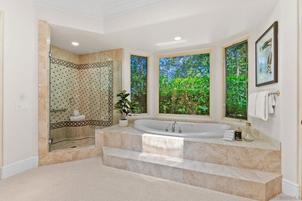 Image 15 of property listing at 7896 Saint Andrews Rd, Rancho Santa Fe, CA 92067
