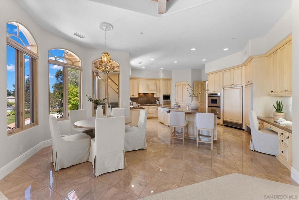 Image 16 of property listing at 7896 Saint Andrews Rd, Rancho Santa Fe, CA 92067