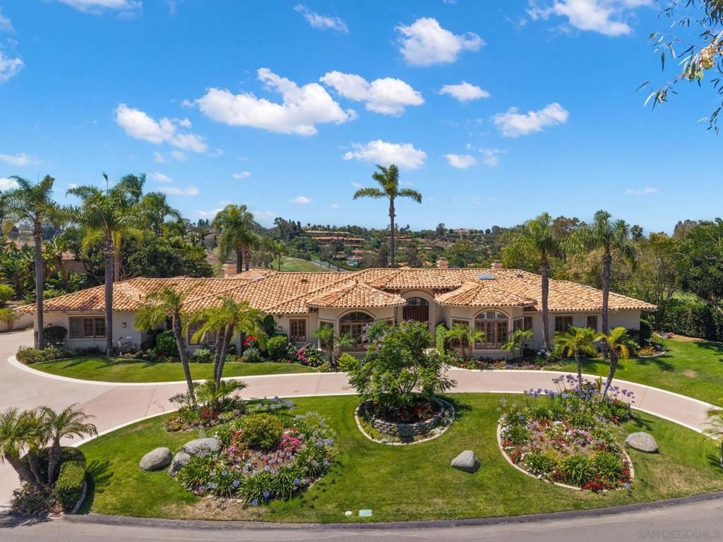 Image 2 of property listing at 7896 Saint Andrews Rd, Rancho Santa Fe, CA 92067