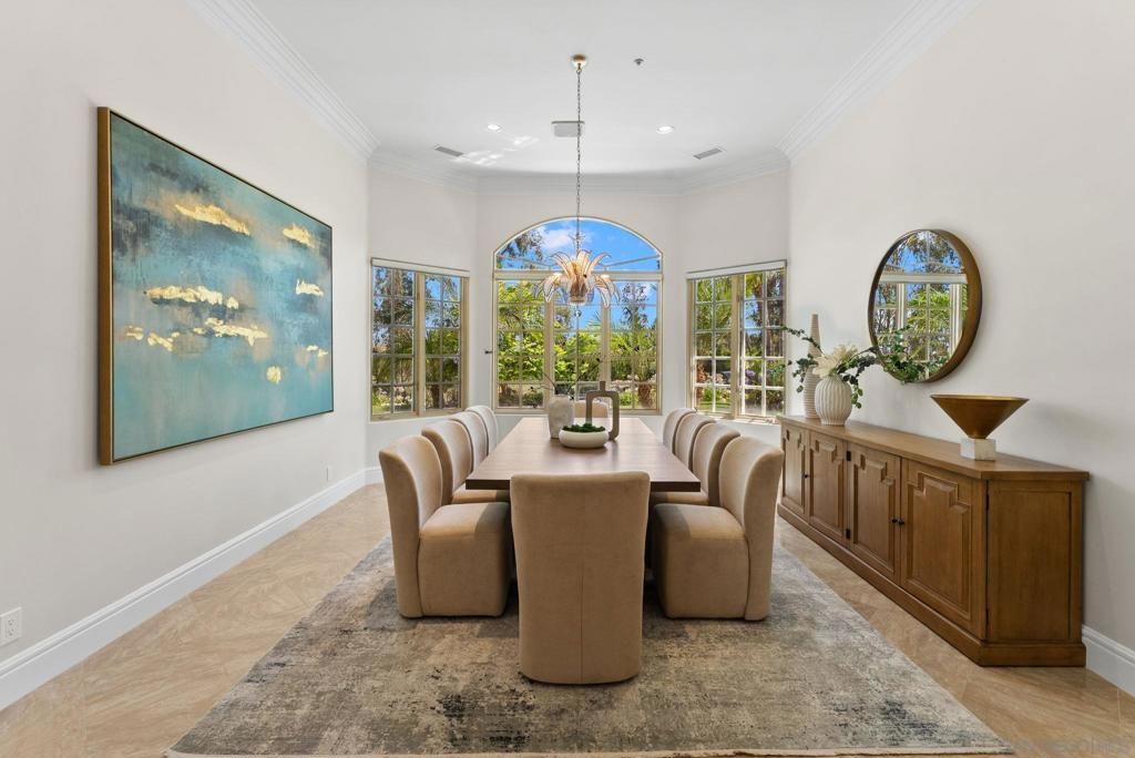 Image 6 of property listing at 7896 Saint Andrews Rd, Rancho Santa Fe, CA 92067