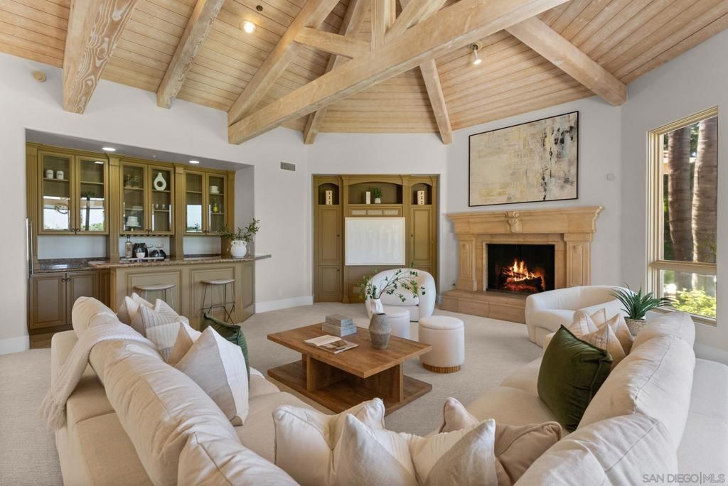 Image 8 of property listing at 7896 Saint Andrews Rd, Rancho Santa Fe, CA 92067