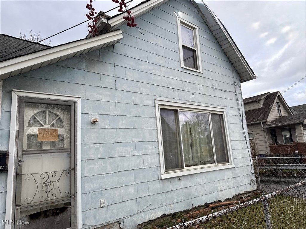 3178 W 54th Street, Cleveland, OH 44102