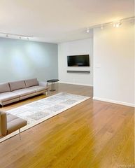 573 Grand Street D802, New York (manhattan), NY 10002