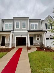 9312 Munsing Drive, Charlotte, NC 28269