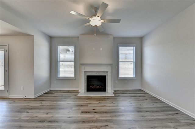 656 Rodeo Drive, Auburn, GA 30011