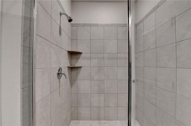 656 Rodeo Drive, Auburn, GA 30011