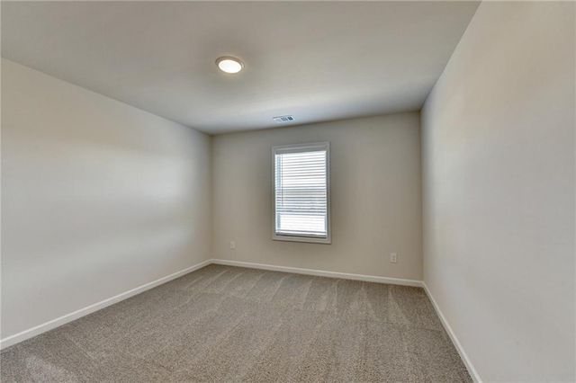 656 Rodeo Drive, Auburn, GA 30011