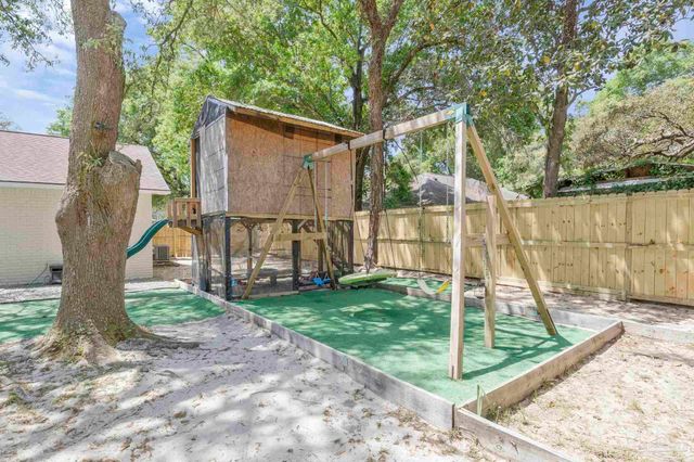 7240 Mier Henry Rd, Pensacola, FL 32506