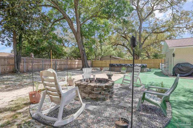 7240 Mier Henry Rd, Pensacola, FL 32506
