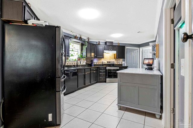 7240 Mier Henry Rd, Pensacola, FL 32506