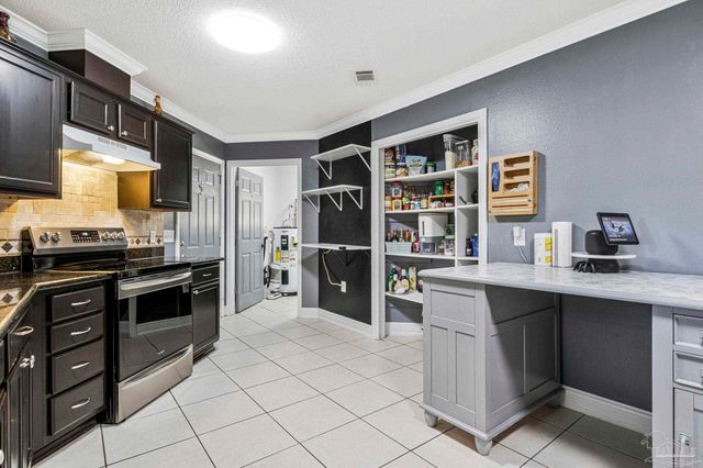 7240 Mier Henry Rd, Pensacola, FL 32506