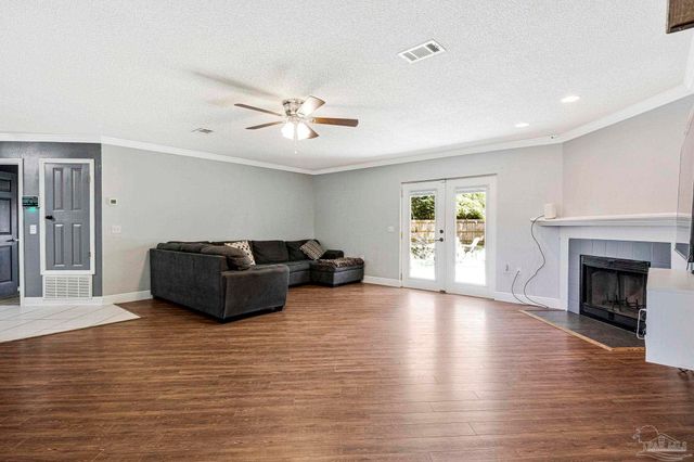 7240 Mier Henry Rd, Pensacola, FL 32506